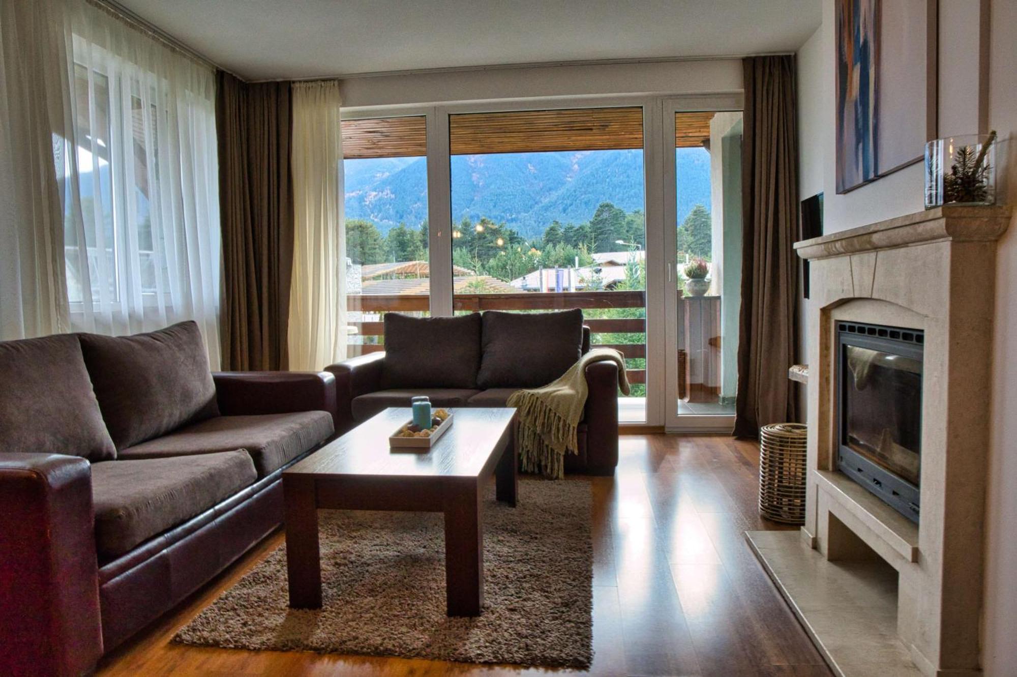 Local Stay Hotel, BW Signature Collection Bansko Bagian luar foto