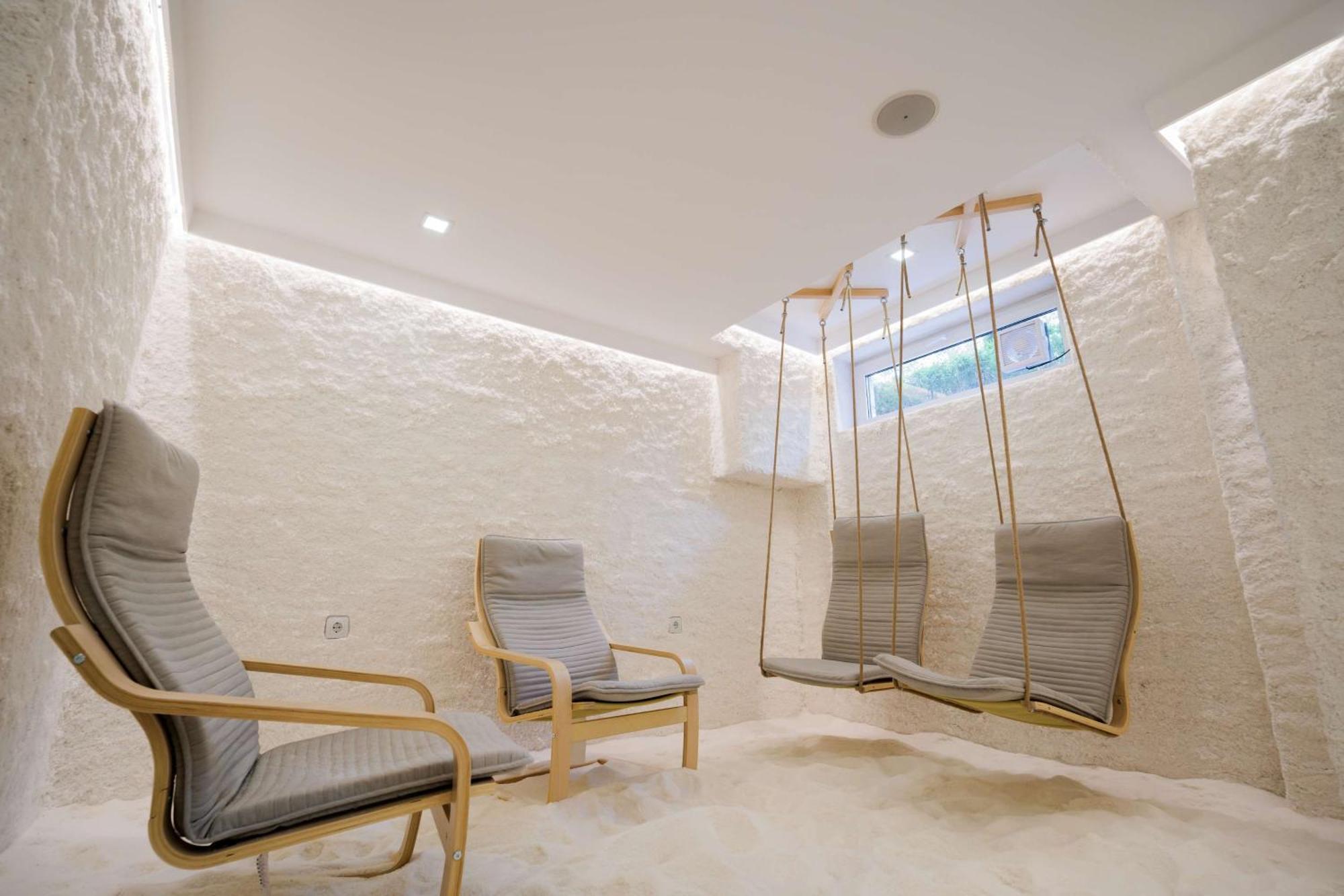 Local Stay Hotel, BW Signature Collection Bansko Bagian luar foto