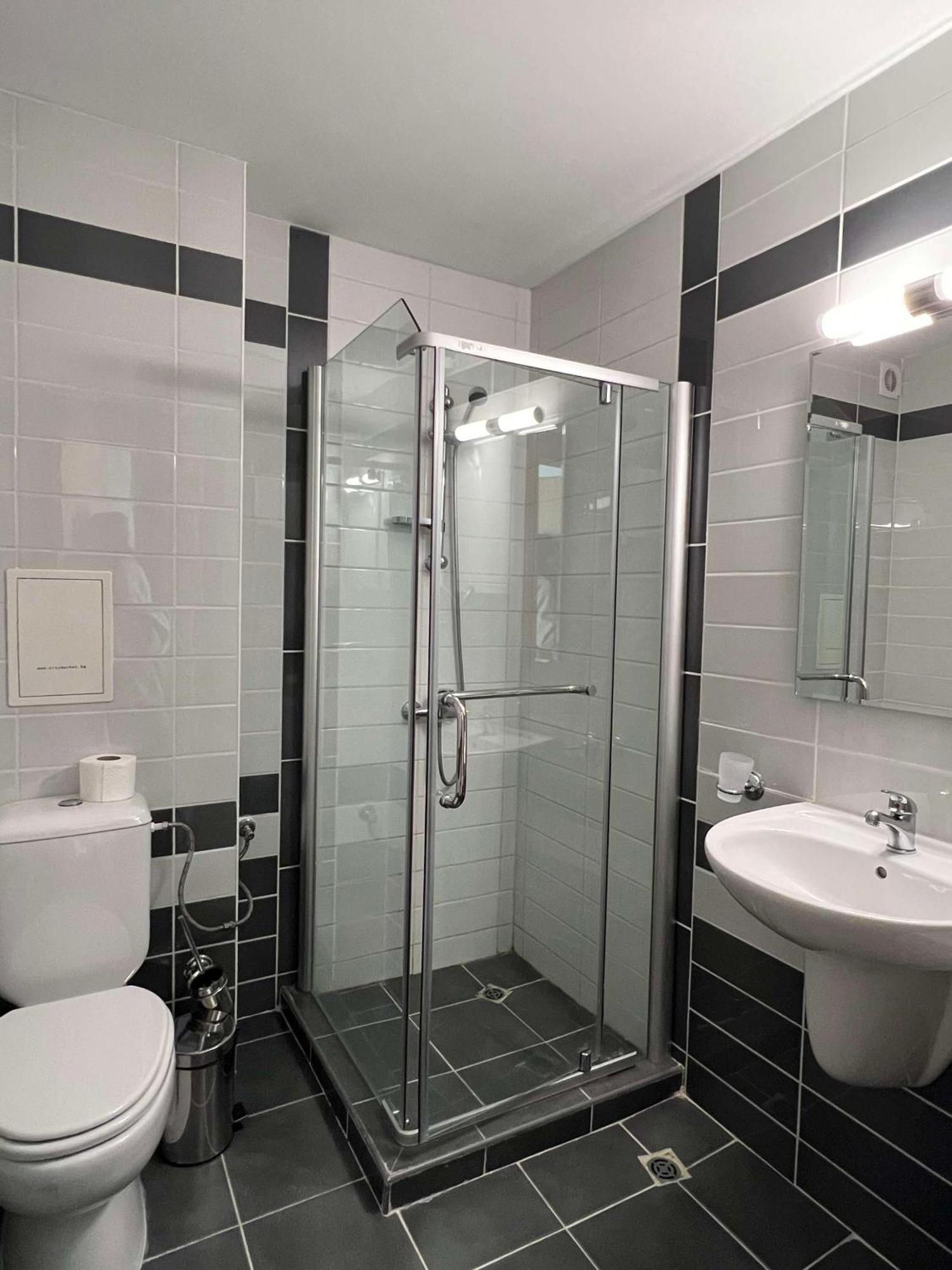 Local Stay Hotel, BW Signature Collection Bansko Bagian luar foto
